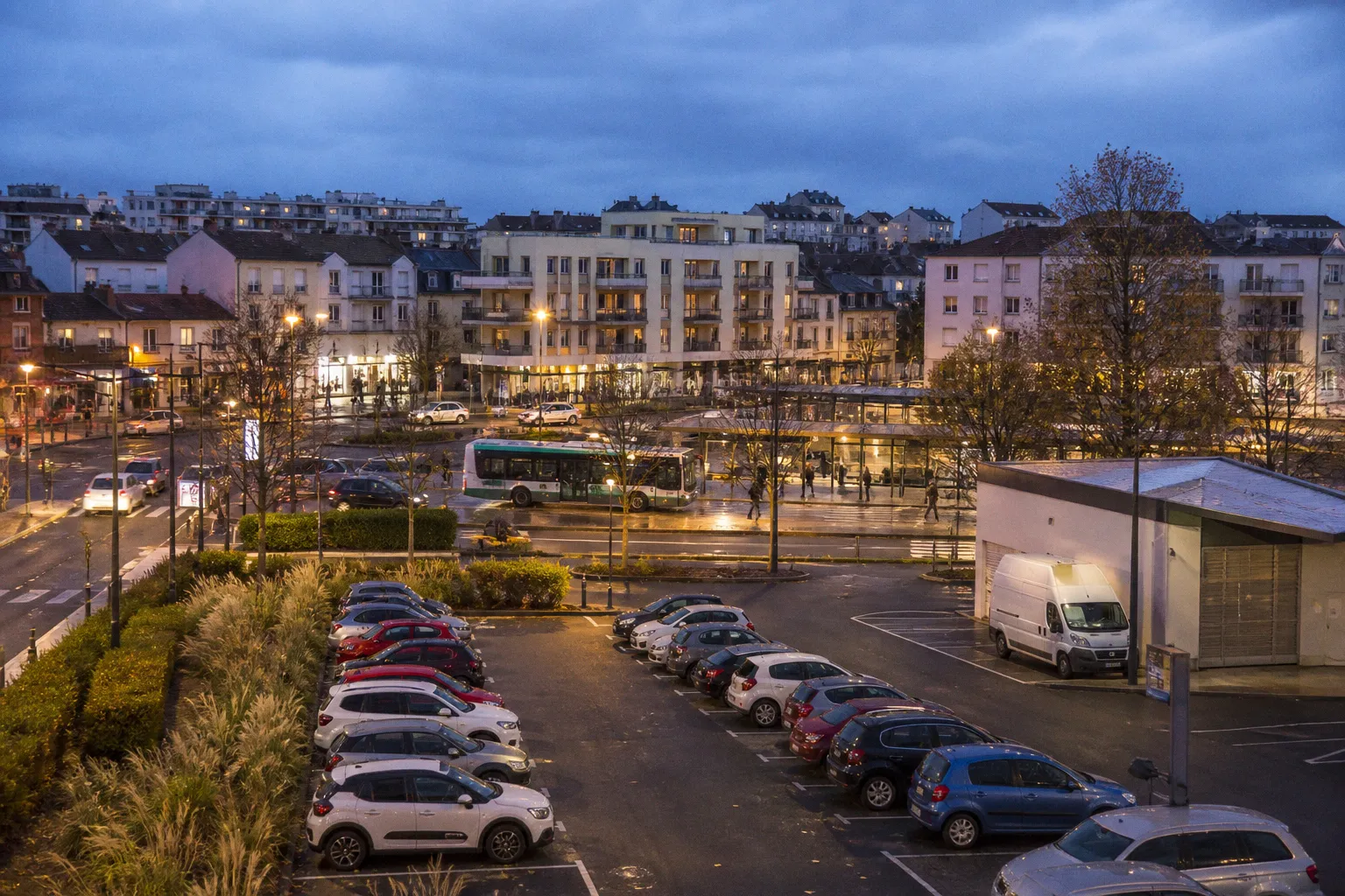 Louer une voiture à Colombes : le guide pratique