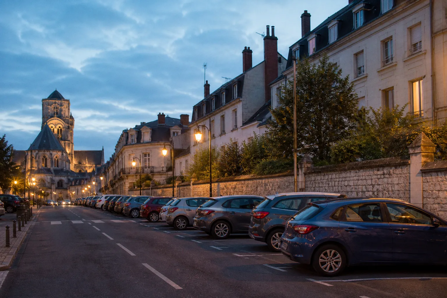 Location de voiture à Tours : guide pratique