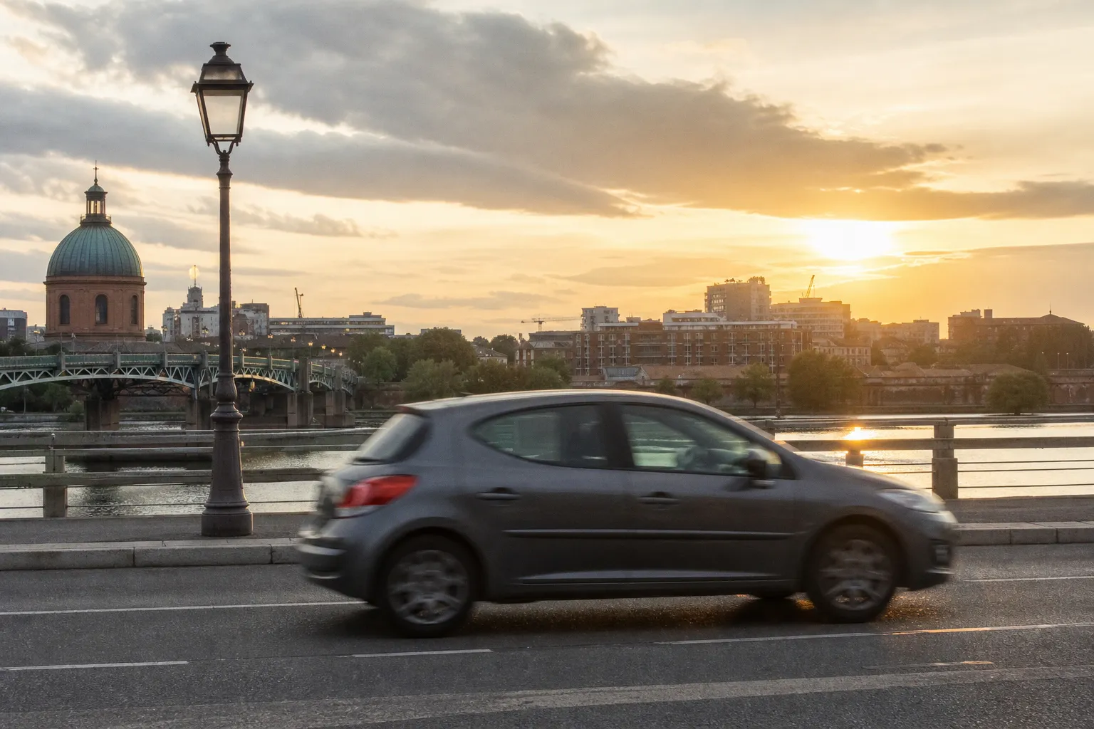 Trouver un sophrologue à Toulouse : guide, tarifs et sylvothérapie